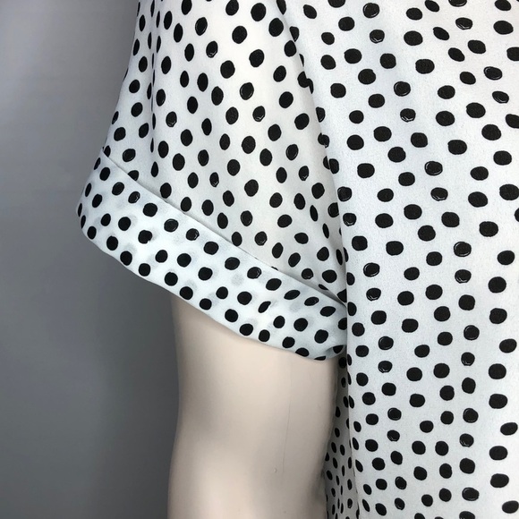 Max Studio‎ Black White Dot Split Neck Tunic sz S - Picture 4 of 7